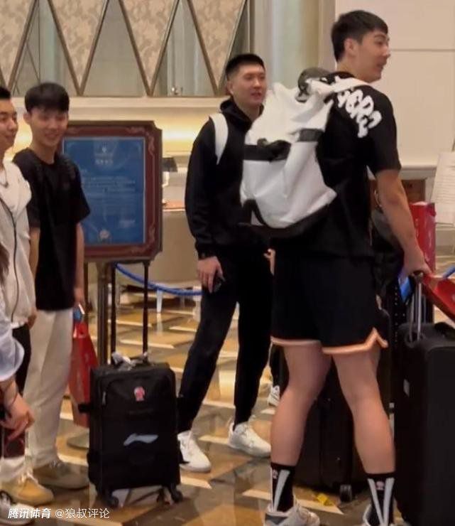 伊人直播色版