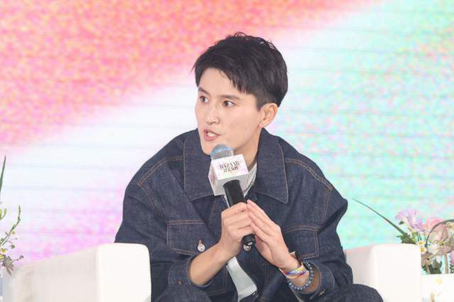 狠狠色成人综合首页