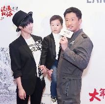 李明把白洁日晕了